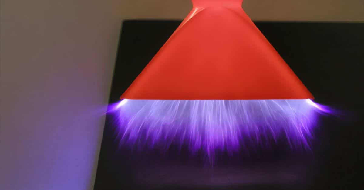 The Role of Plasma Treatment Machines in the Solar Industry